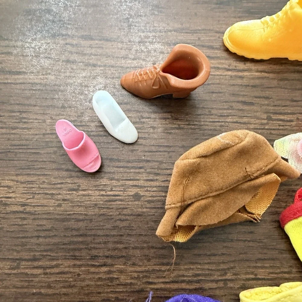 Vintage Barbie Accessories Mixed Lot Shoes Belt Hanger
